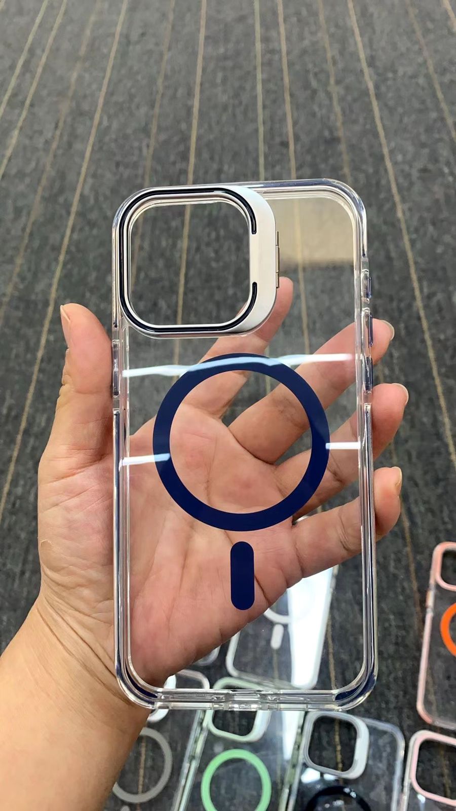 Camshield Clear case with Stand