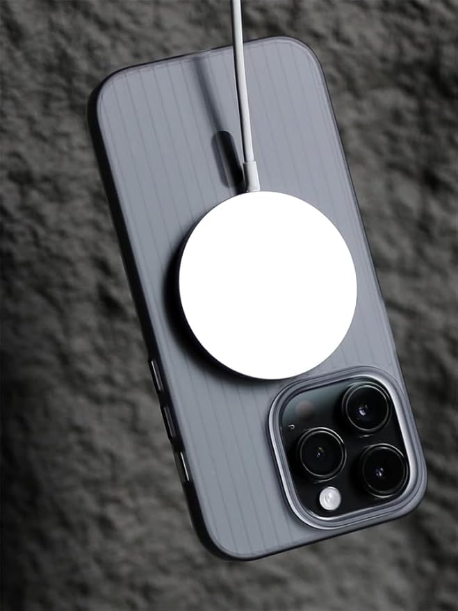 Corrugated Lining Grip Case with MagFit for iPhone