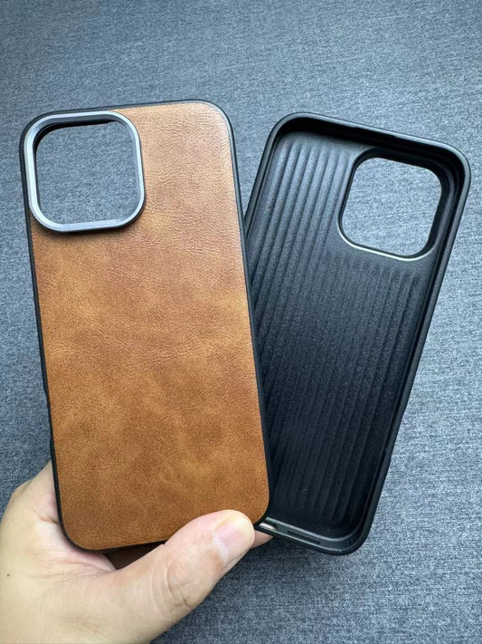 Comie Slim Leather with Metallic Camera Protection Ring